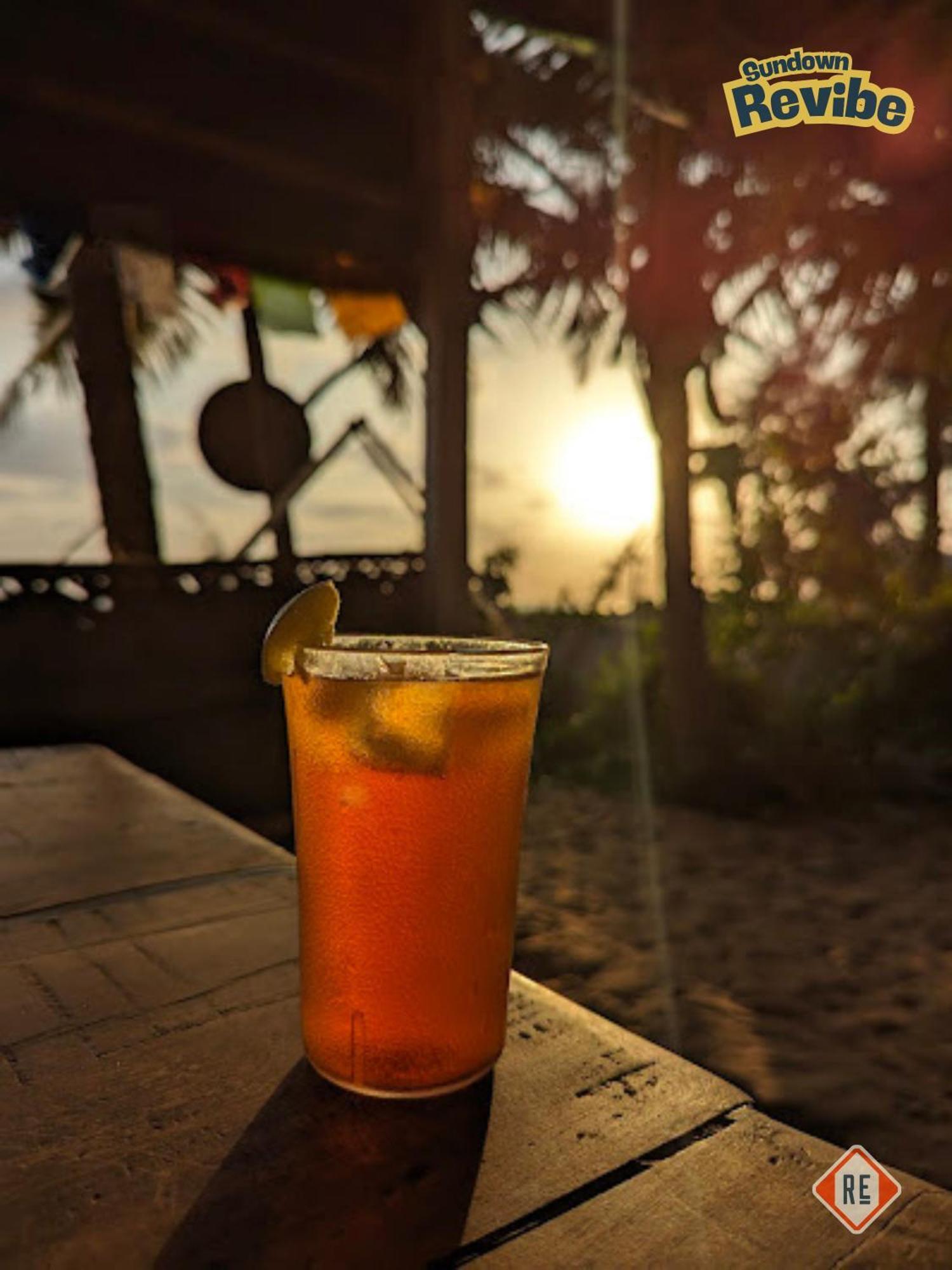 Revibe Beach Hostel Gokarna 고카르나 외부 사진